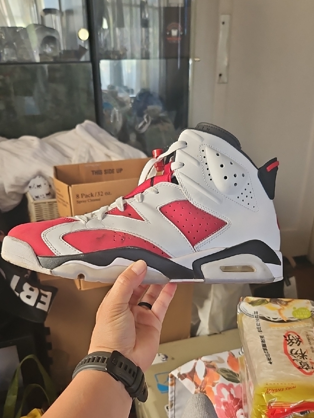 Nike Air Jordan 6 Retro "Carmine" sneakers in white and red. Men's US 11.